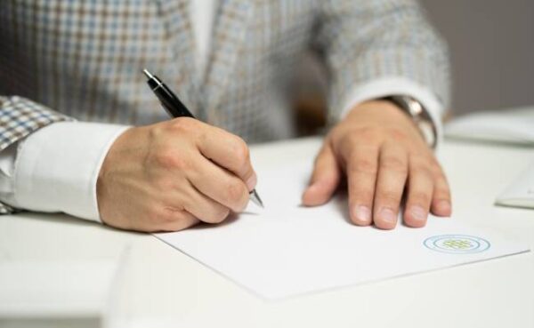 Come registrare un contratto di locazione