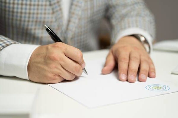 Come registrare un contratto di locazione